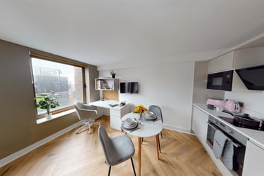 1 bed studio, Oldham Place, City Centre, Liverpool, L12AD - Image 2